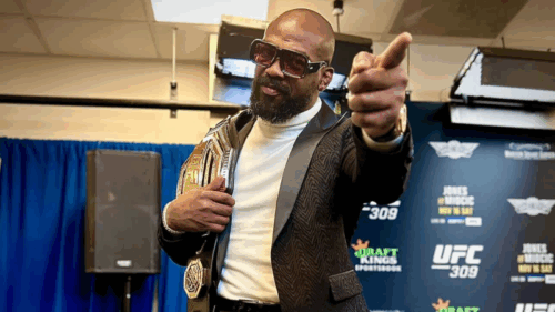 Джон Джонс выбрал соперника на исторический турнир UFC в Белом доме