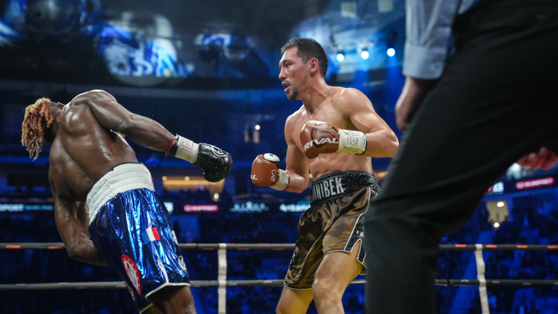 Алимханулы получил бой за третий титул: в СМИ назвали дату